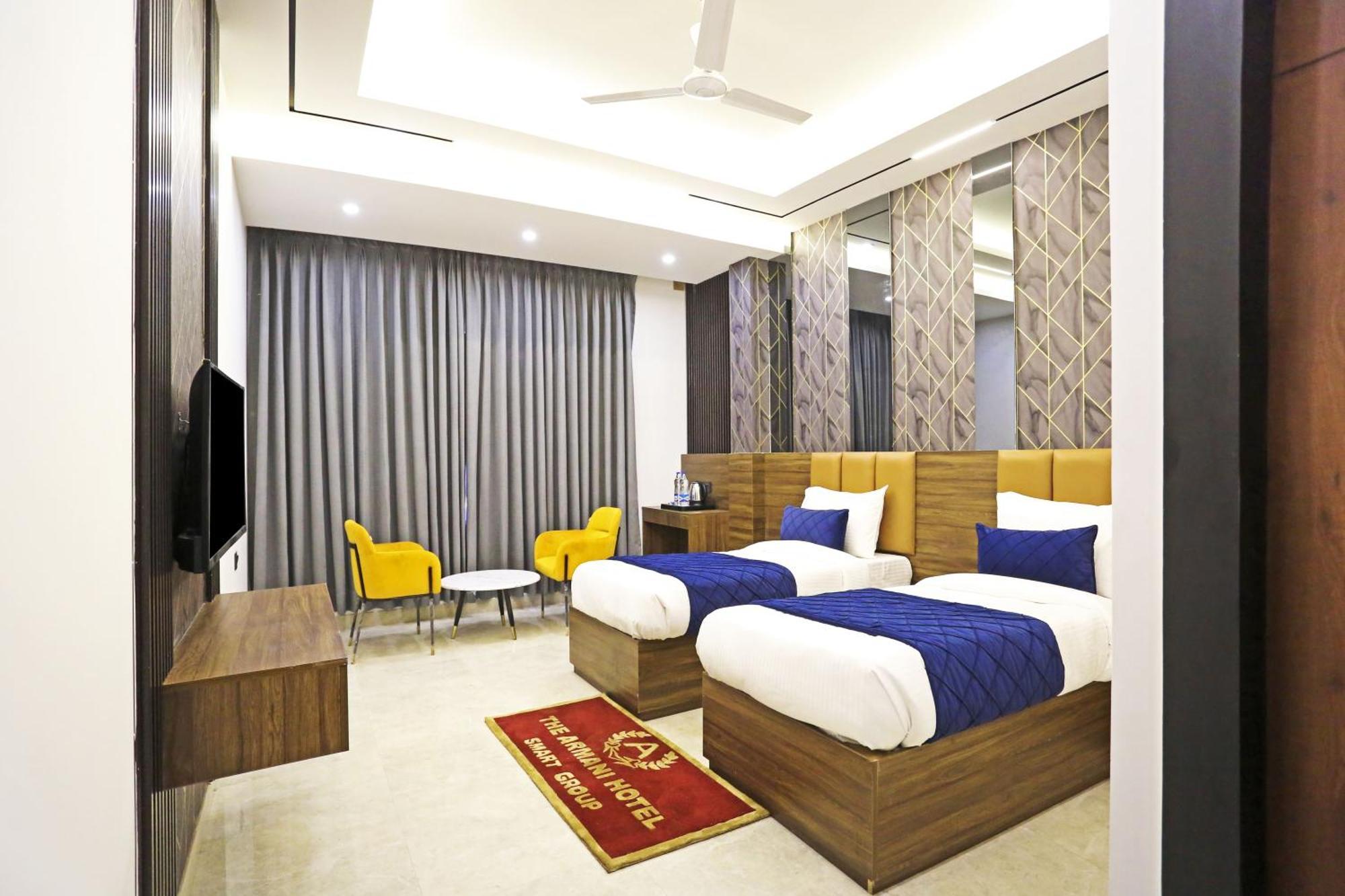 Hotel Hsp Plaza New Delhi Exterior photo