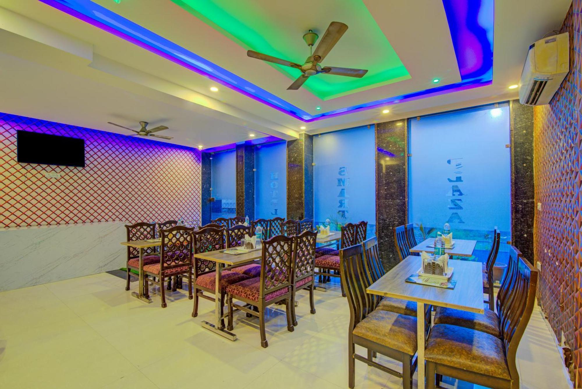 Hotel Hsp Plaza New Delhi Exterior photo